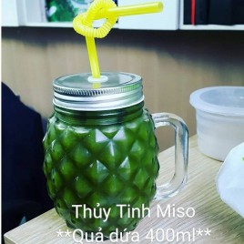 Ly thuy tinh hinh qua dua