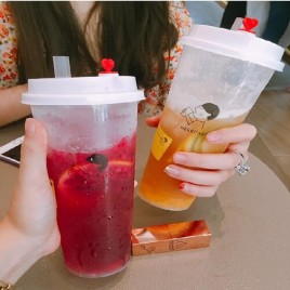 Ly nhựa trà sữa nút trái tim 500ml